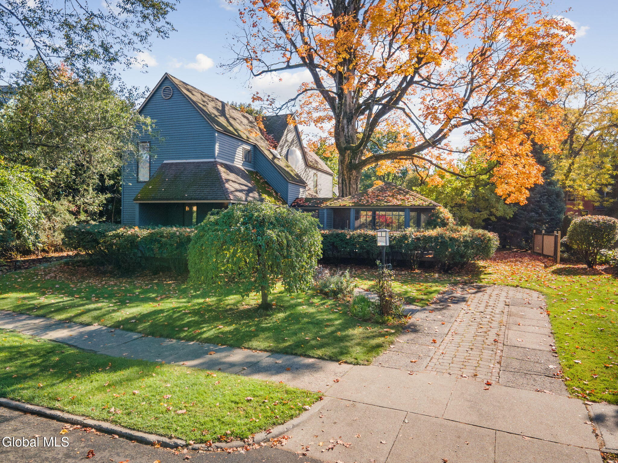 146 Caroline Street Saratoga Springs NY 12866
