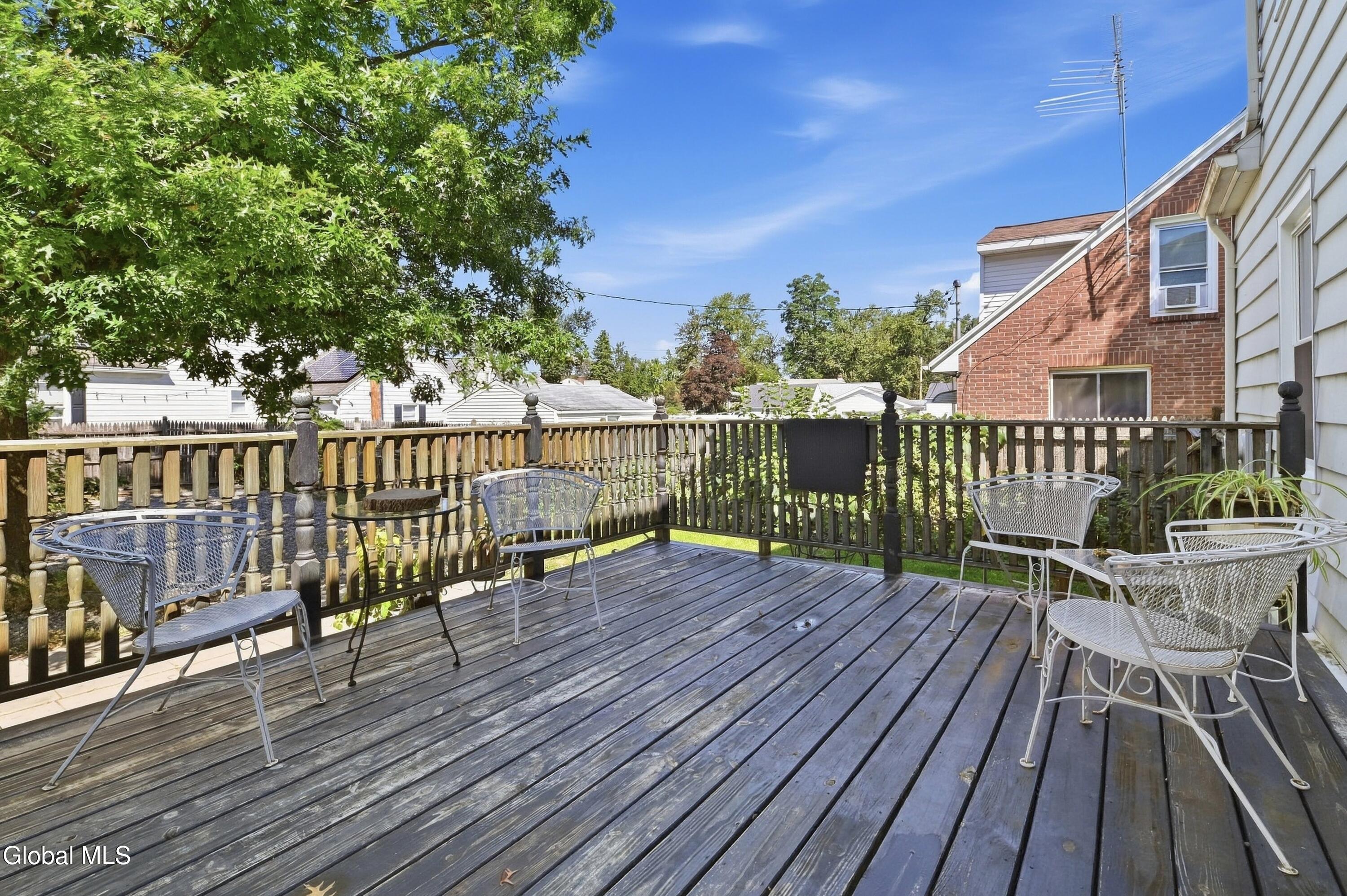 41 Park Avenue Latham NY 12110