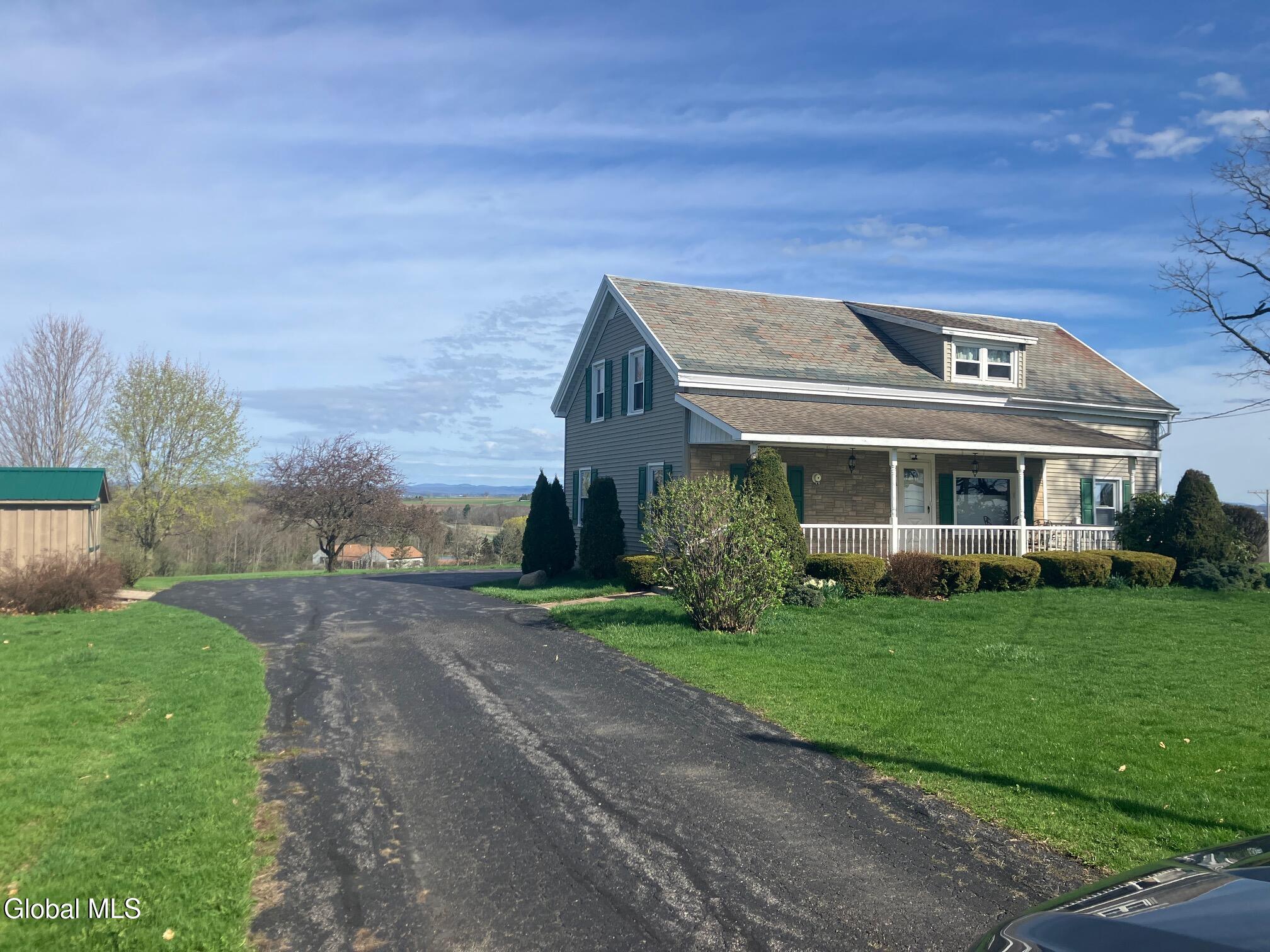178 Youngs Corners Road Amsterdam NY 12010