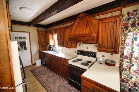 178 Youngs Corners Road Amsterdam NY 12010