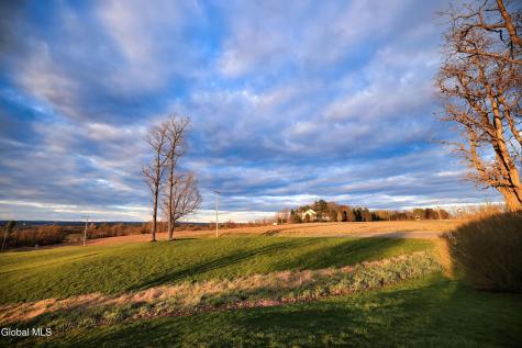 178 Youngs Corners Road Amsterdam NY 12010