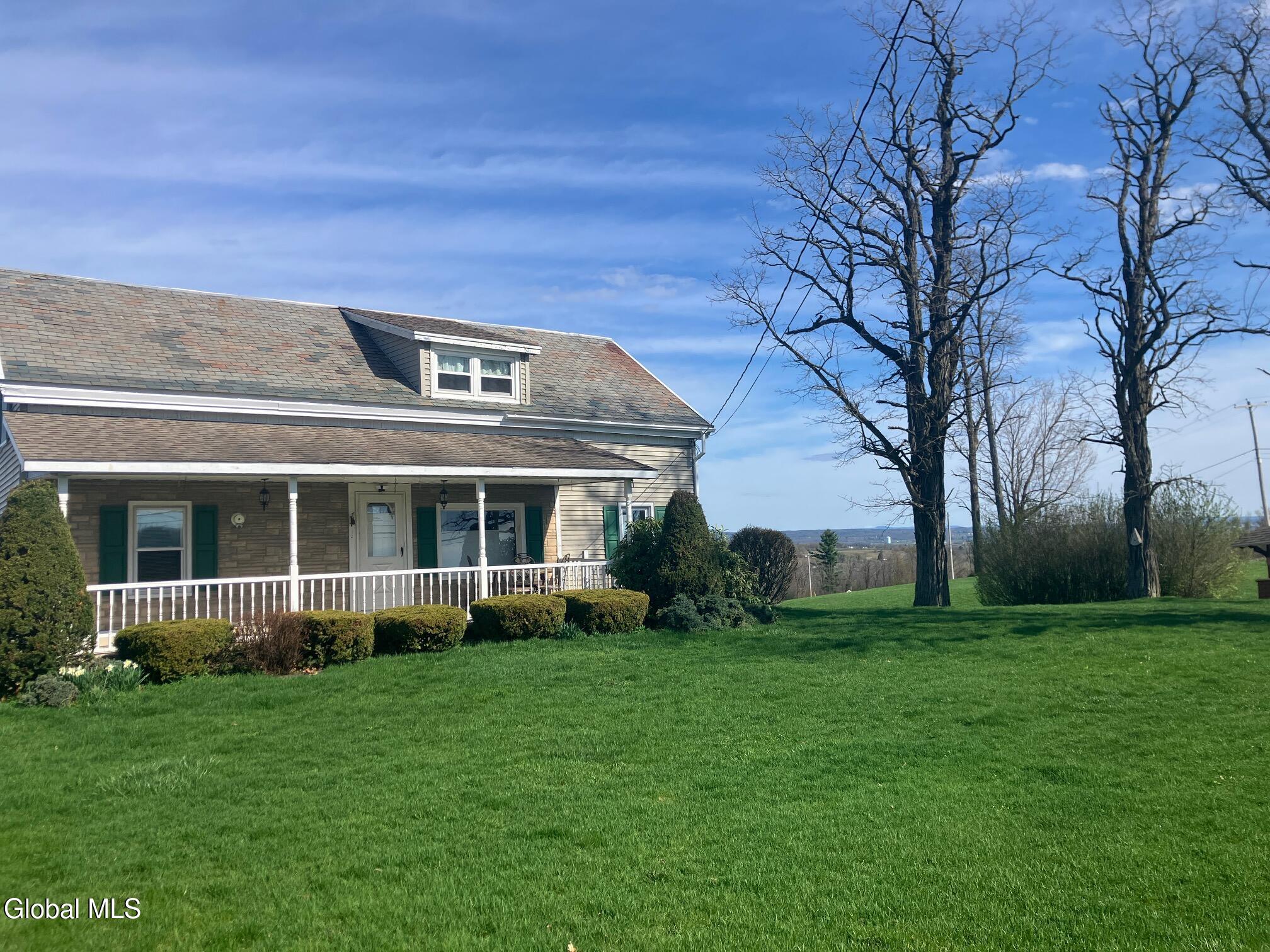 178 Youngs Corners Road Amsterdam NY 12010
