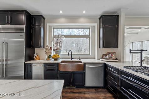 15 Brookhaven Court Saratoga Springs NY 12866