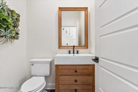 15 Brookhaven Court Saratoga Springs NY 12866