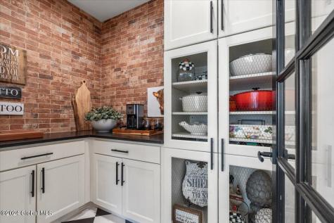 15 Brookhaven Court Saratoga Springs NY 12866