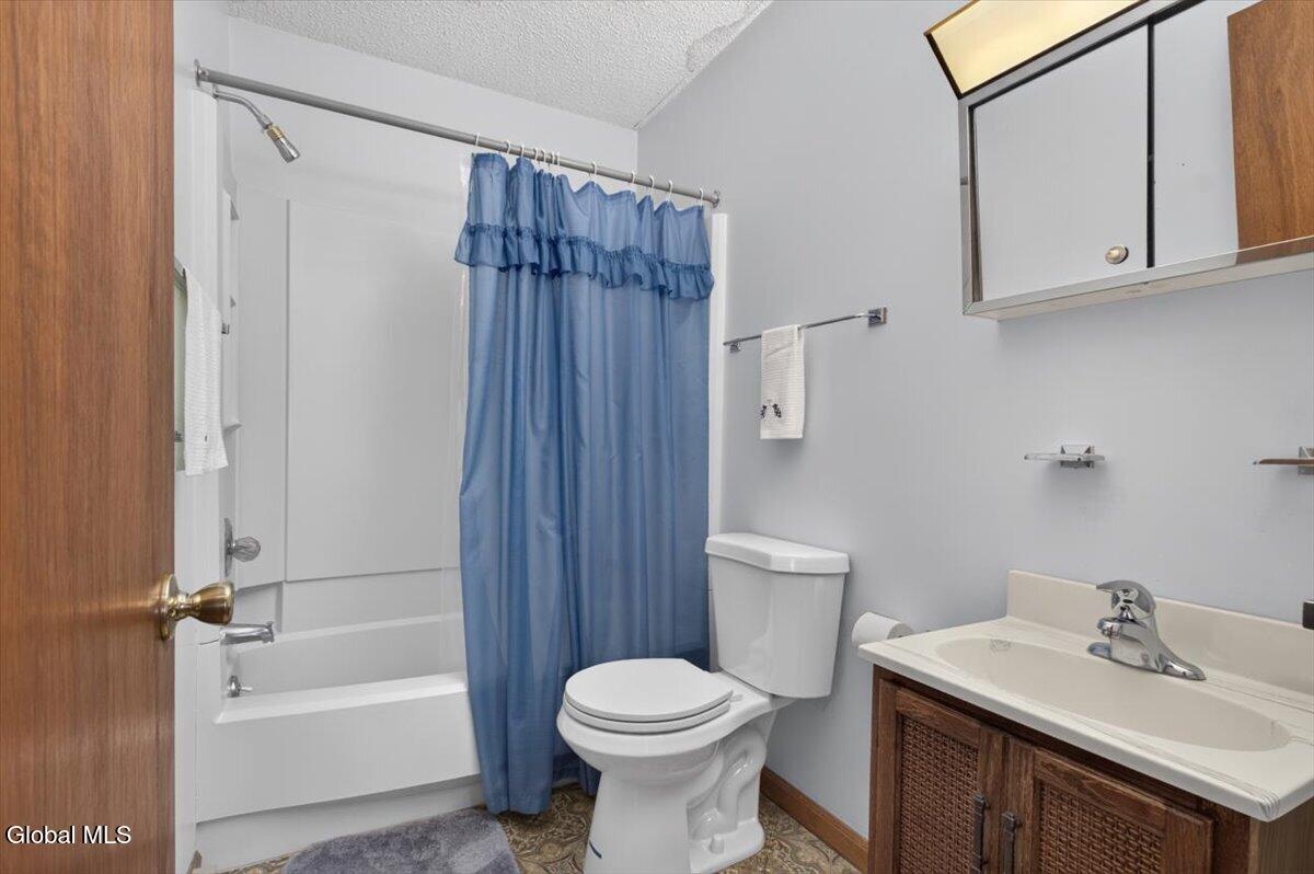 27 Stephanie Lane Queensbury NY 12804