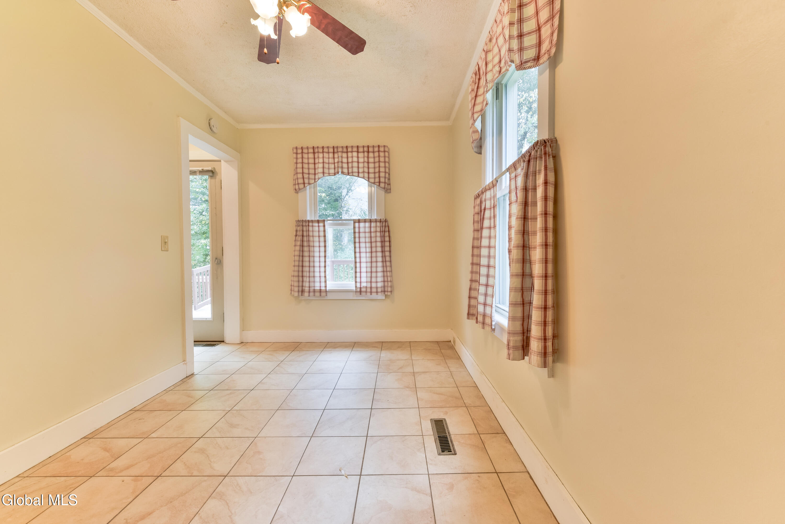 10 Belle Terre Heights Broadalbin NY 12025