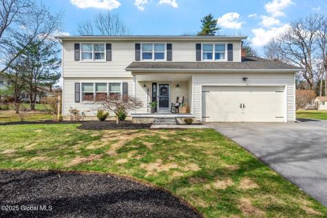 1431 Orlyn Drive Niskayuna NY 12309