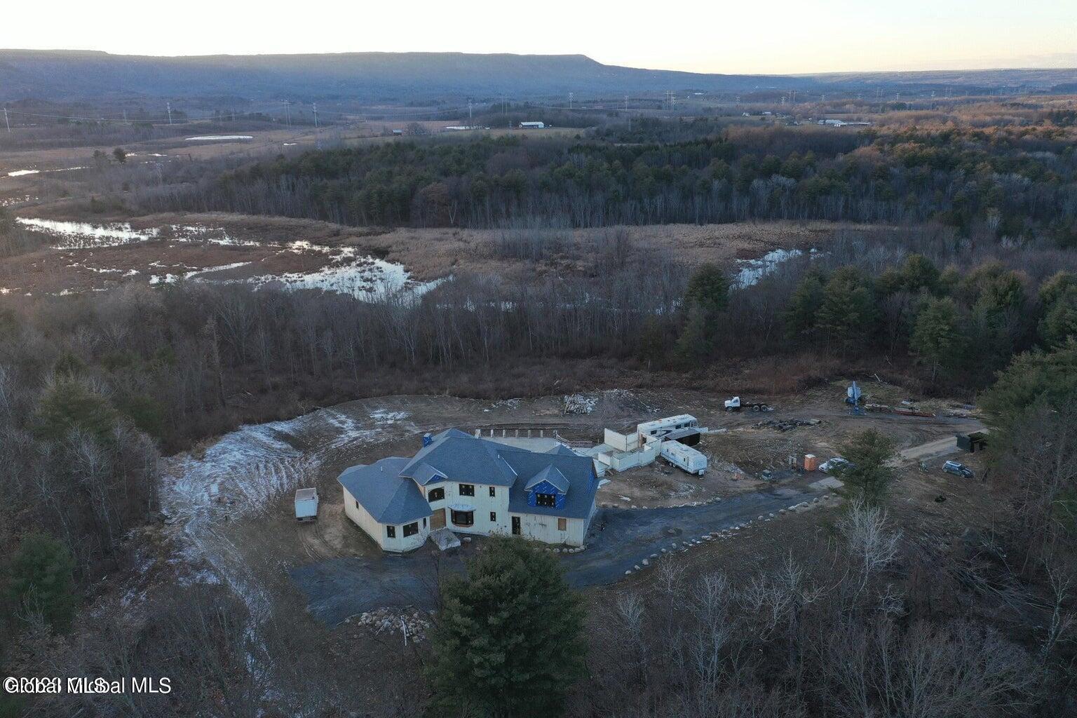 8 Jani Lane Guilderland NY 12186