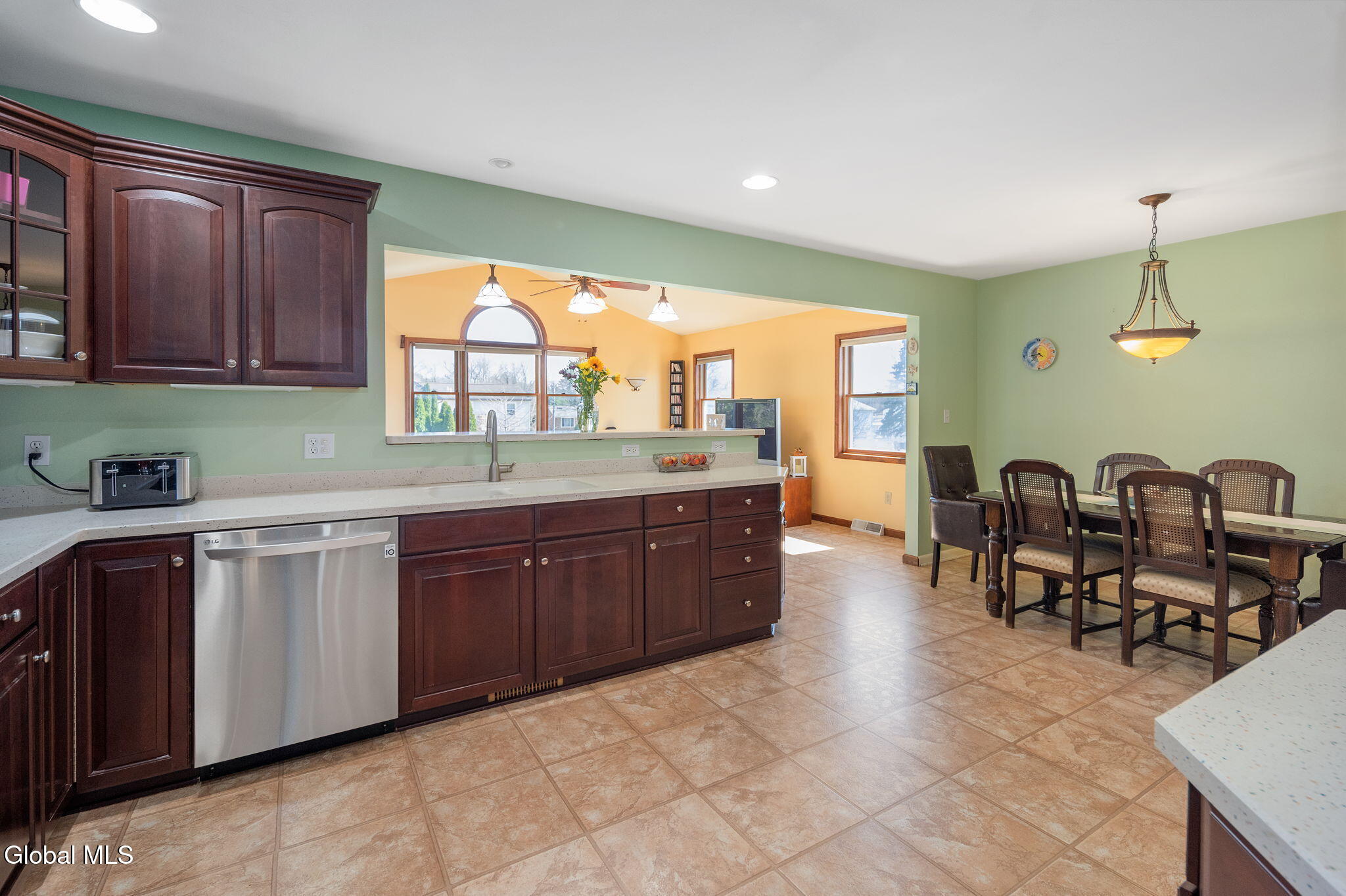 4 Wertman Lane Loudonville NY 12211