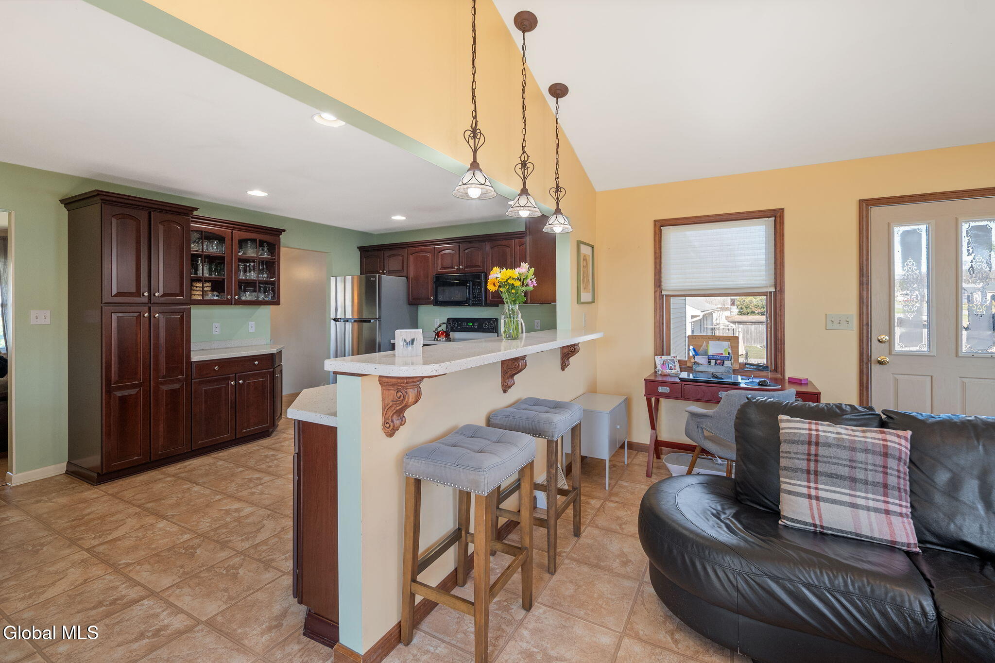 4 Wertman Lane Loudonville NY 12211