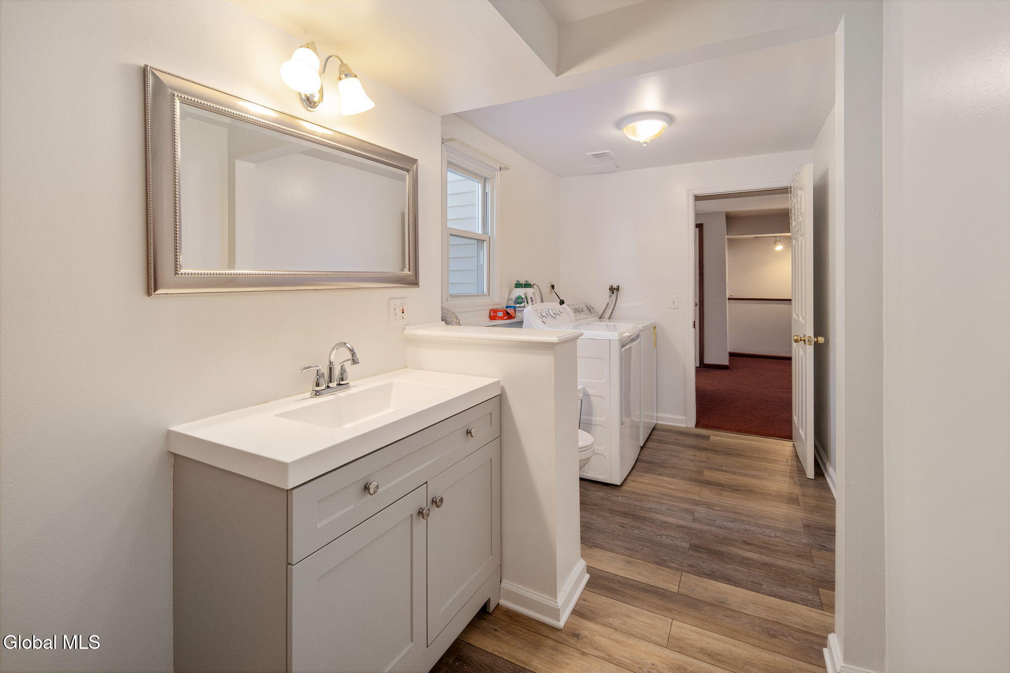 4 Wertman Lane Loudonville NY 12211