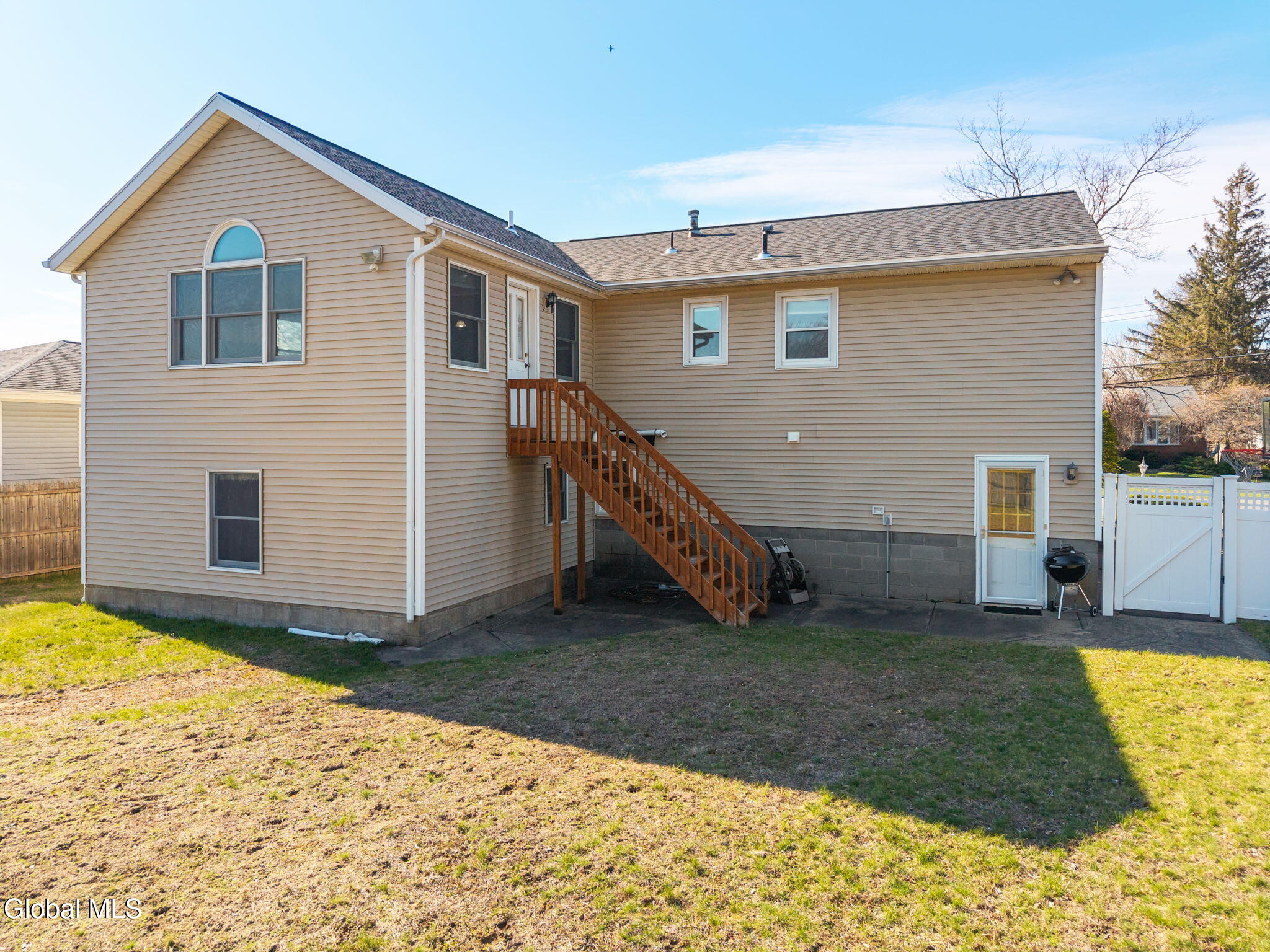 4 Wertman Lane Loudonville NY 12211