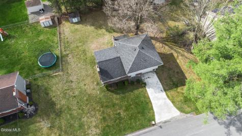 6 St Thomas Lane Schenectady NY 12304