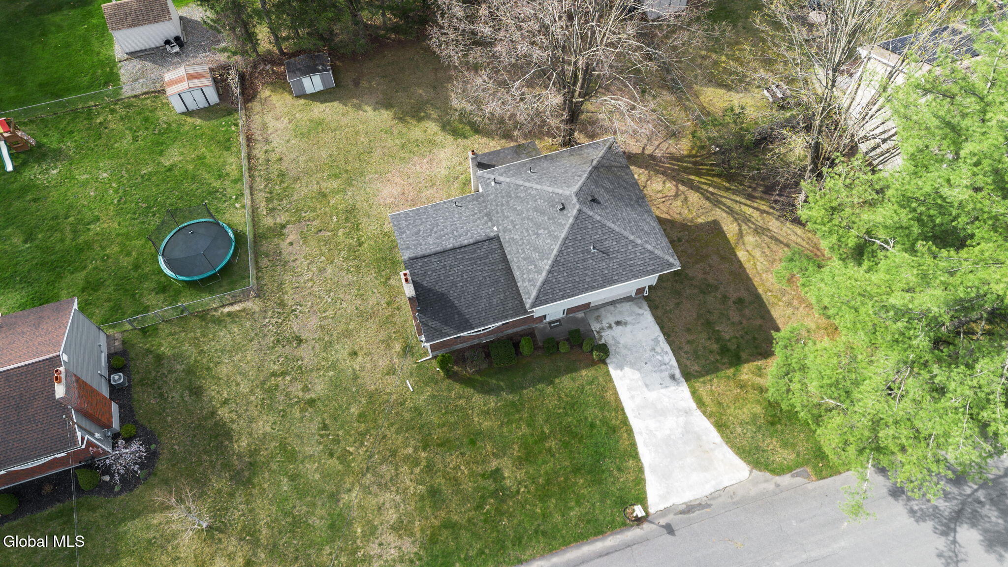 6 St Thomas Lane Schenectady NY 12304