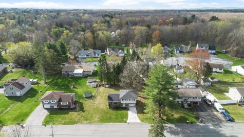 6 St Thomas Lane Schenectady NY 12304