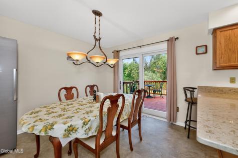 5 Center Court Clifton Park NY 12065