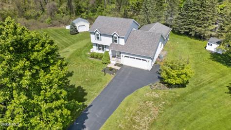 5 Center Court Clifton Park NY 12065