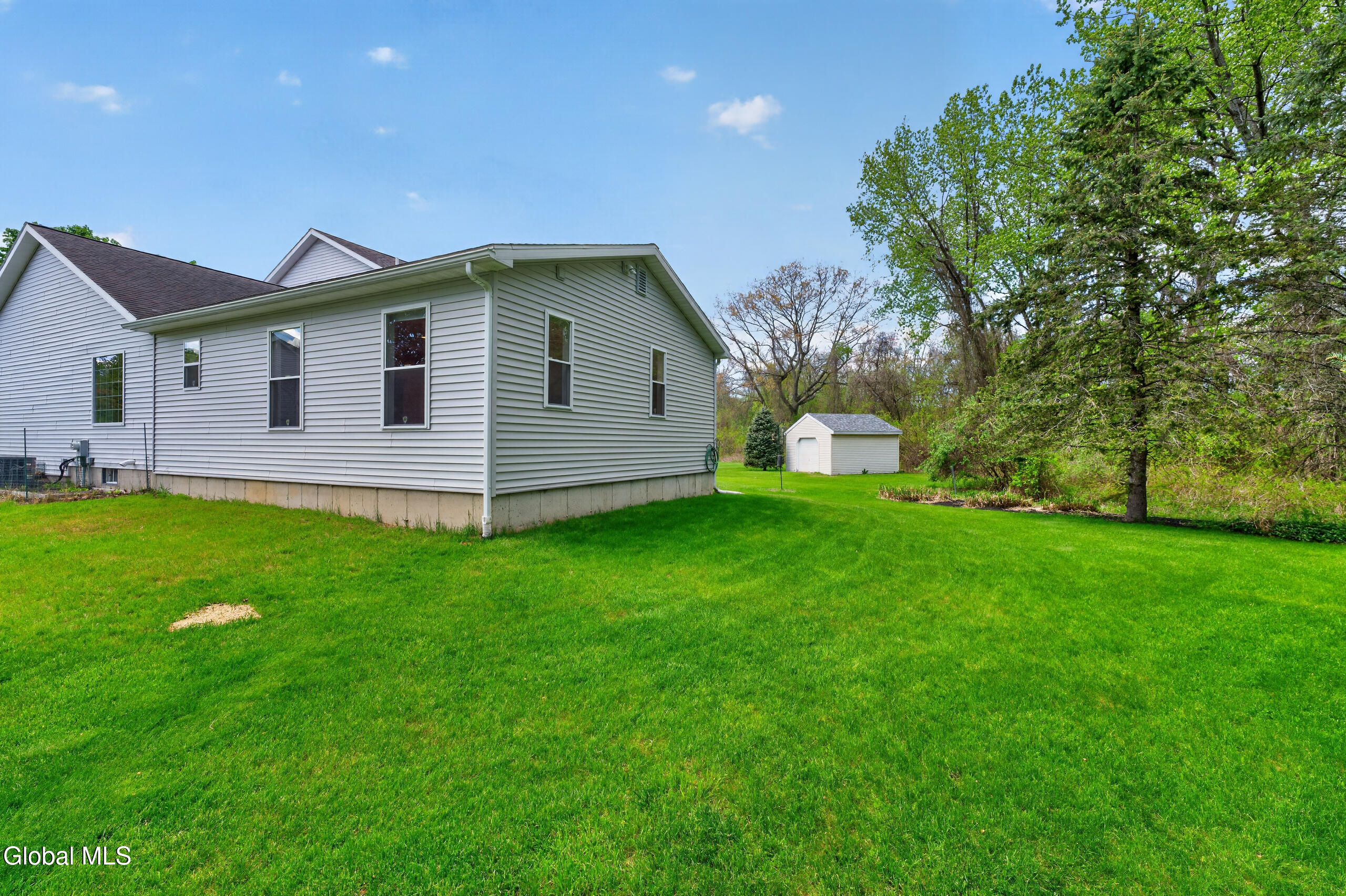 5 Center Court Clifton Park NY 12065