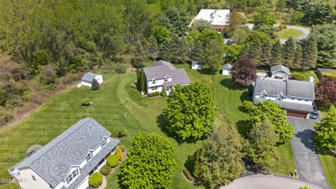 5 Center Court Clifton Park NY 12065