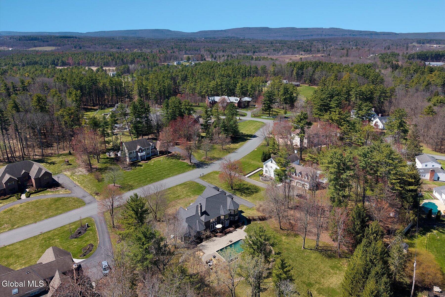 5 Old English Road Slingerlands NY 12159
