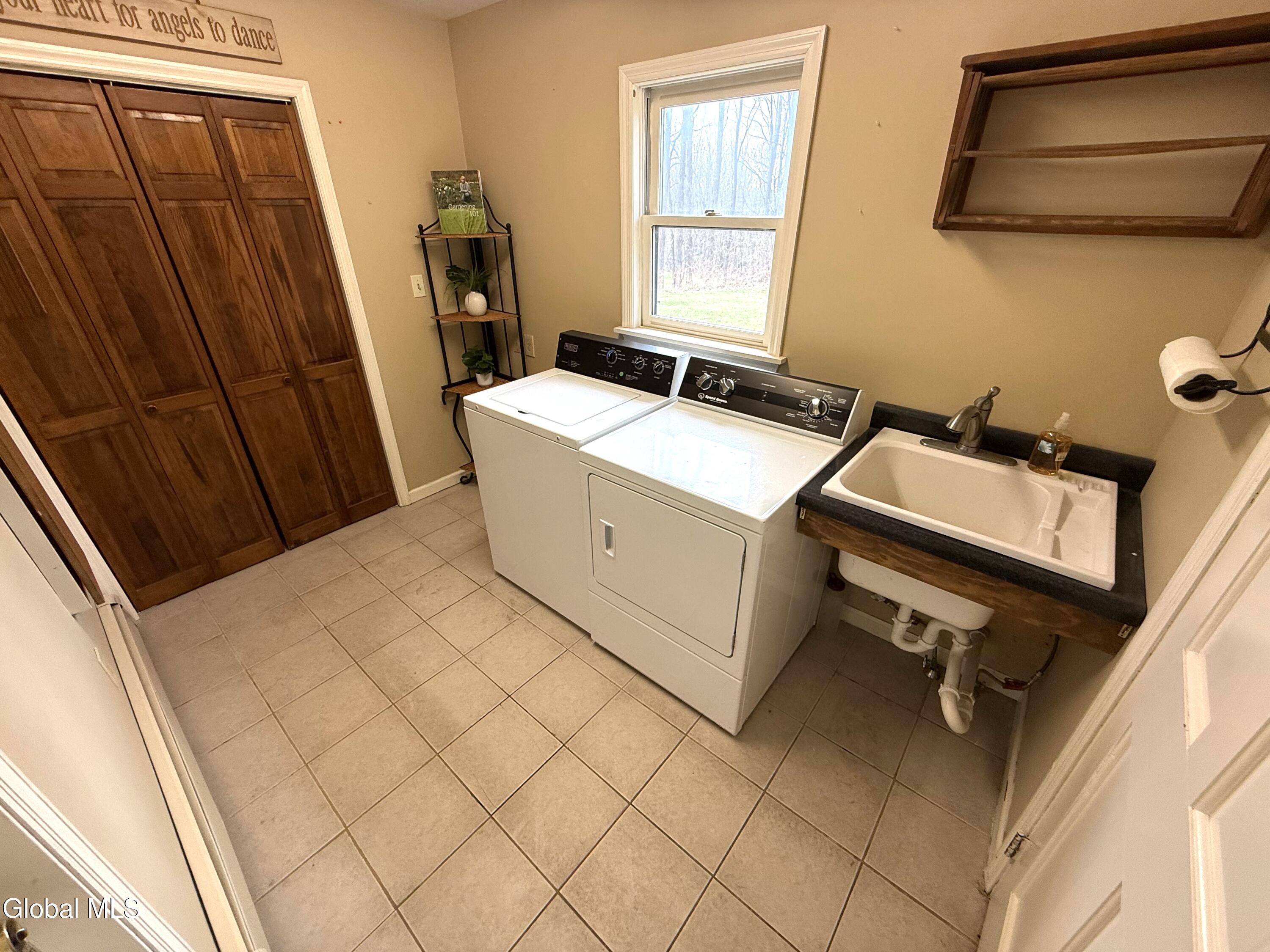 127 Gardner Hill Road East Nassau NY 12062