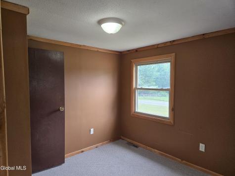 109 Blanchard Loop Gloversville NY 12078