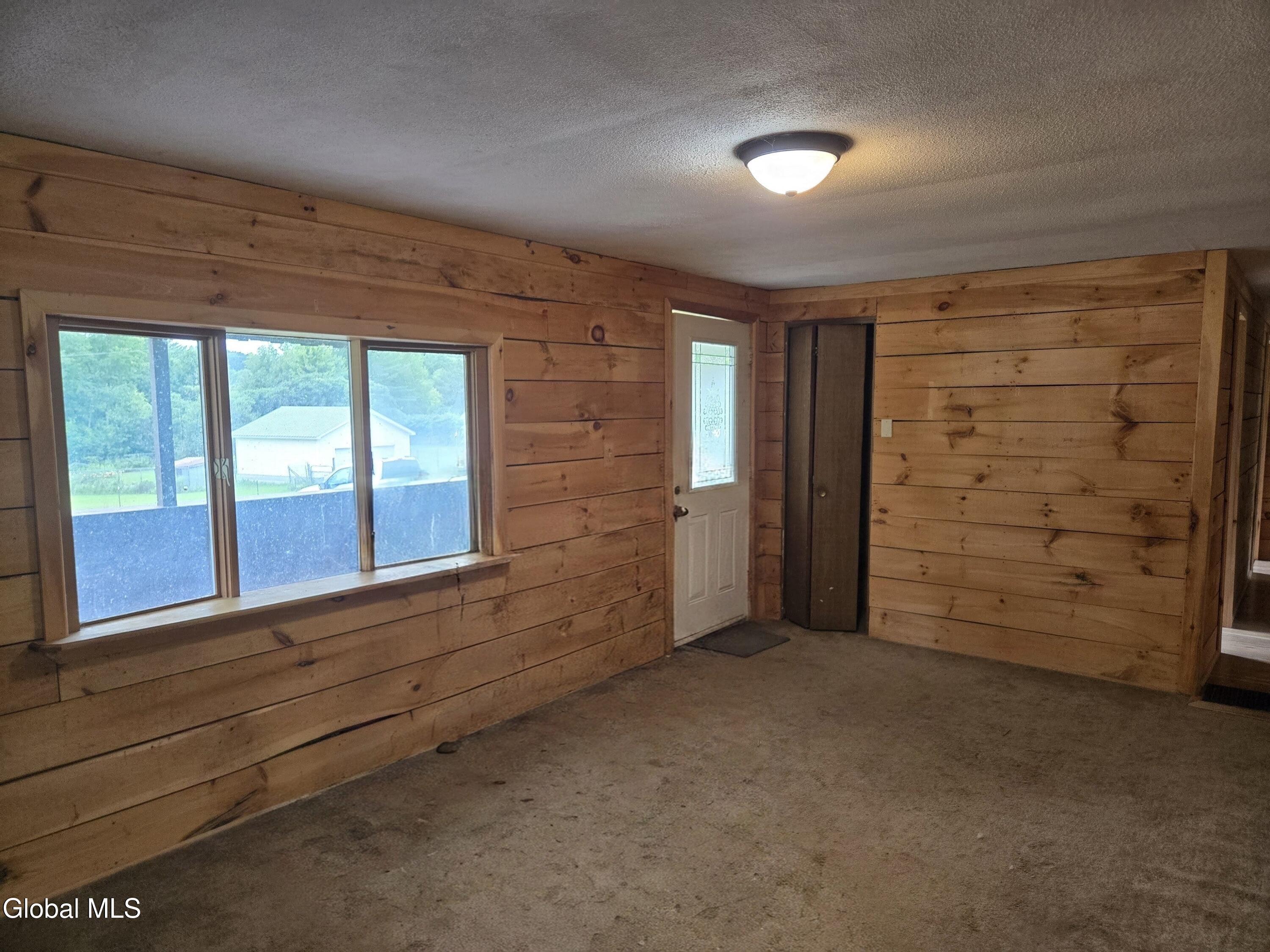 109 Blanchard Loop Gloversville NY 12078