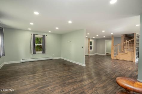 121 State Route 372 Cambridge NY 12816