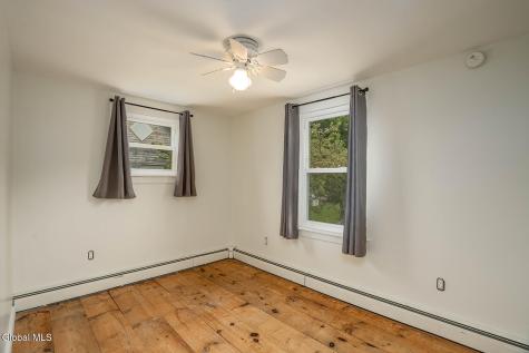 121 State Route 372 Cambridge NY 12816