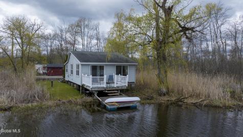 23 Poe Road Saratoga Springs NY 12866