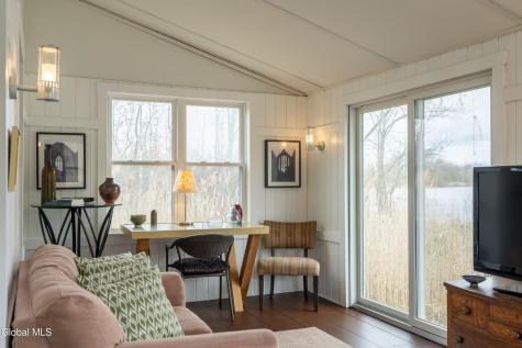 23 Poe Road Saratoga Springs NY 12866