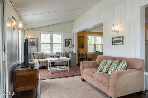 23 Poe Road Saratoga Springs NY 12866