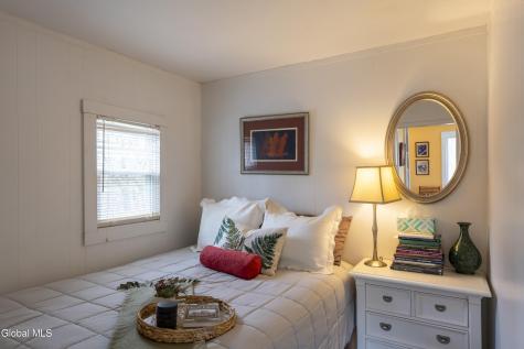 23 Poe Road Saratoga Springs NY 12866