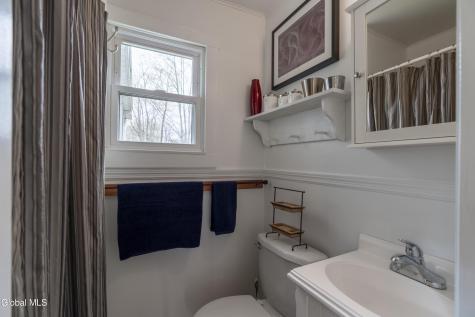 23 Poe Road Saratoga Springs NY 12866