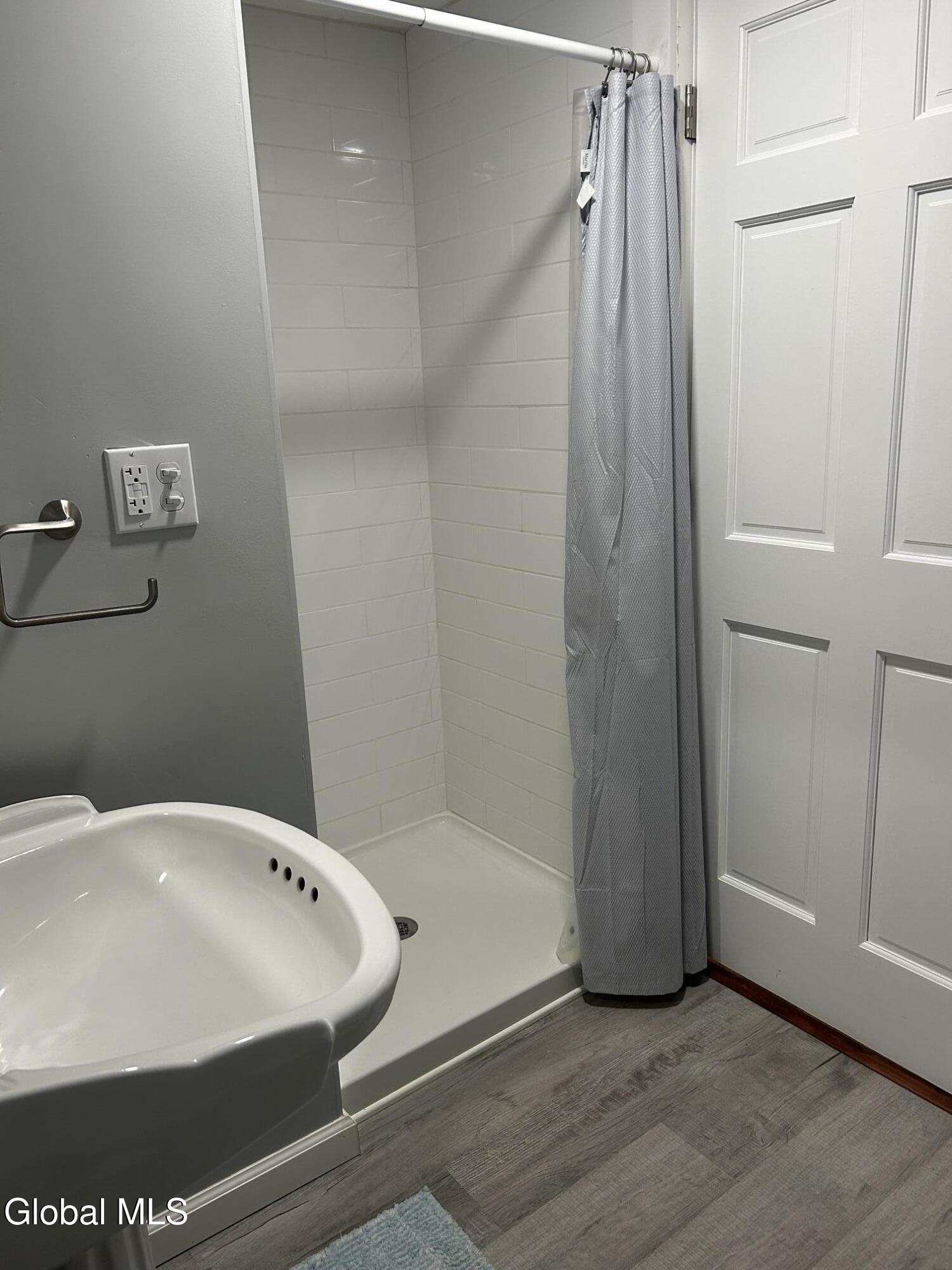 696 Ny-9p Saratoga Springs NY 12866