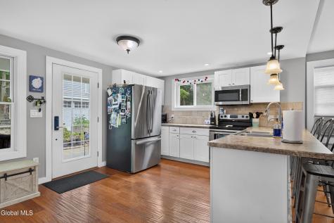 79 Maple Avenue Voorheesville NY 12186