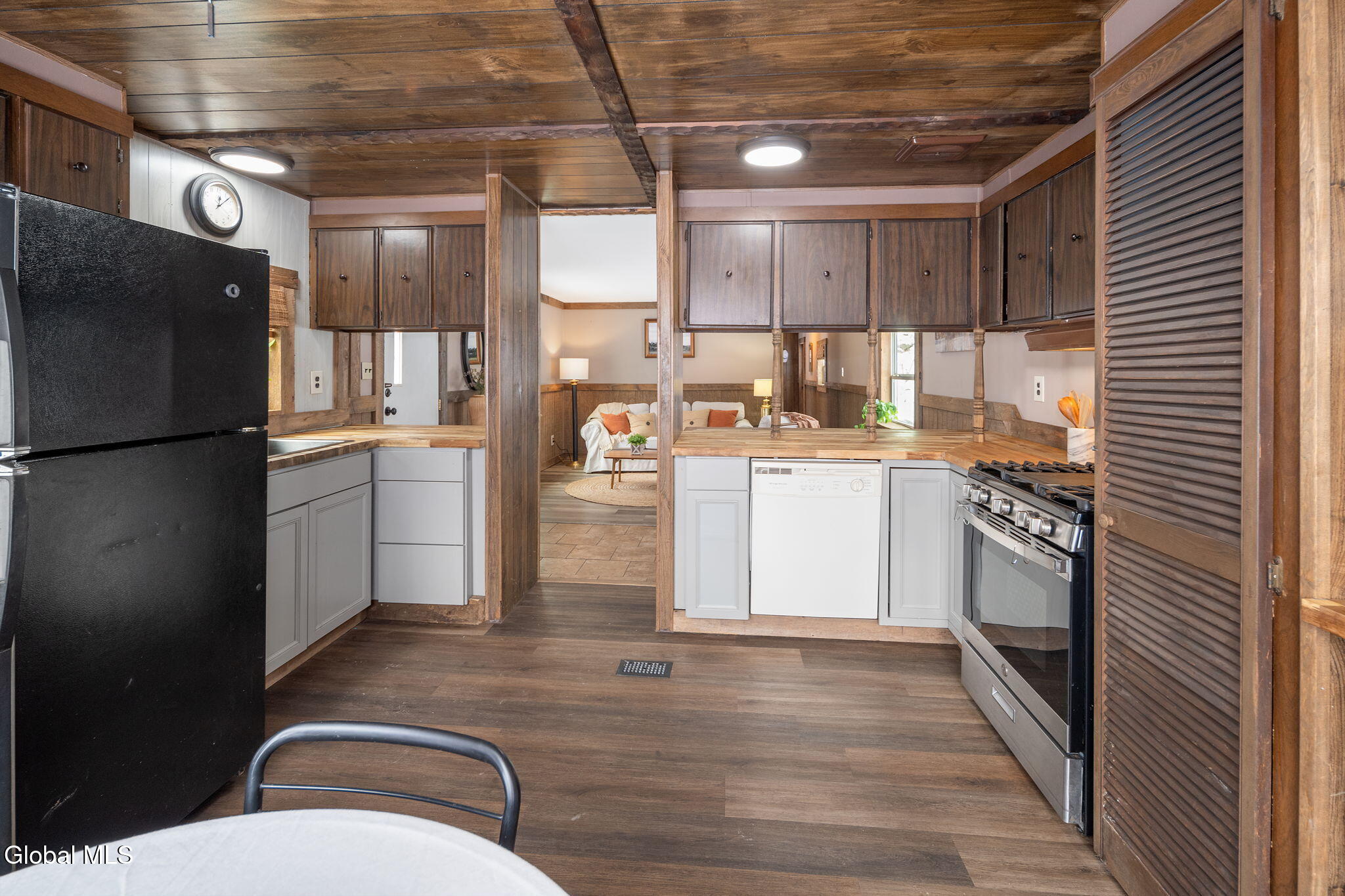 2996 Ny-145 Preston Hollow NY 12469