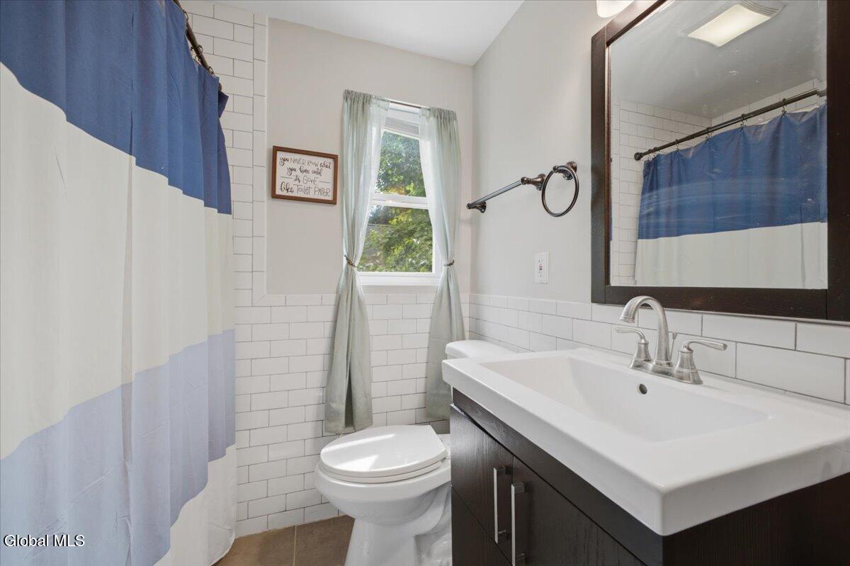 9 Sumter Avenue Guilderland NY 12203