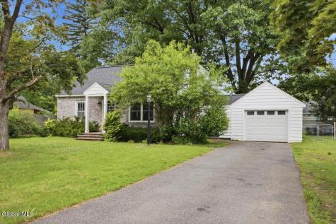 9 Sumter Avenue Guilderland NY 12203