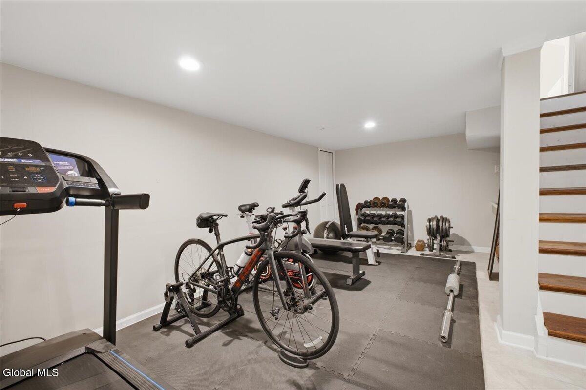 9 Sumter Avenue Guilderland NY 12203