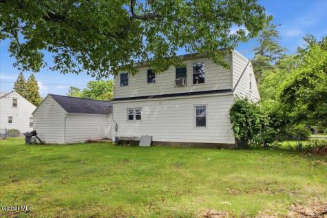 9 Sumter Avenue Guilderland NY 12203