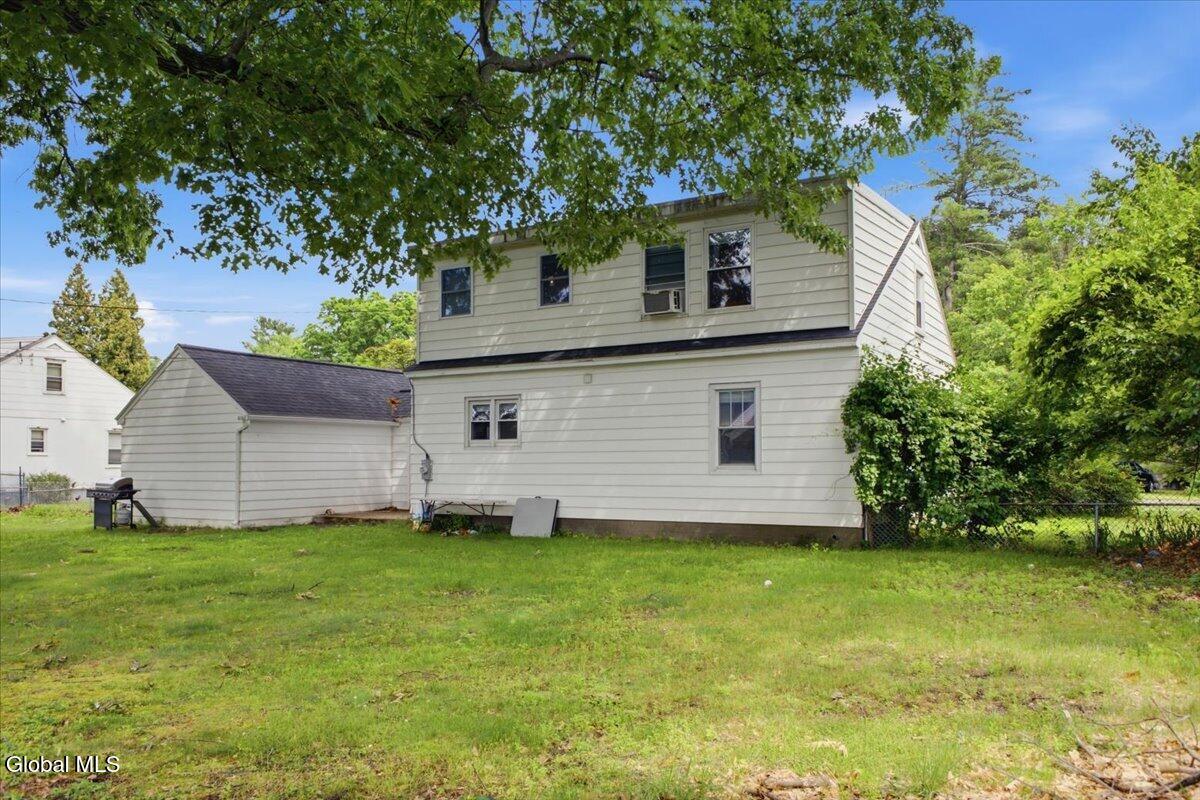 9 Sumter Avenue Guilderland NY 12203