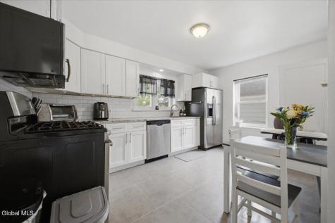9 Sumter Avenue Guilderland NY 12203