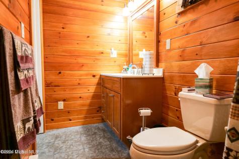 103 6th Street Saratoga Springs NY 12866