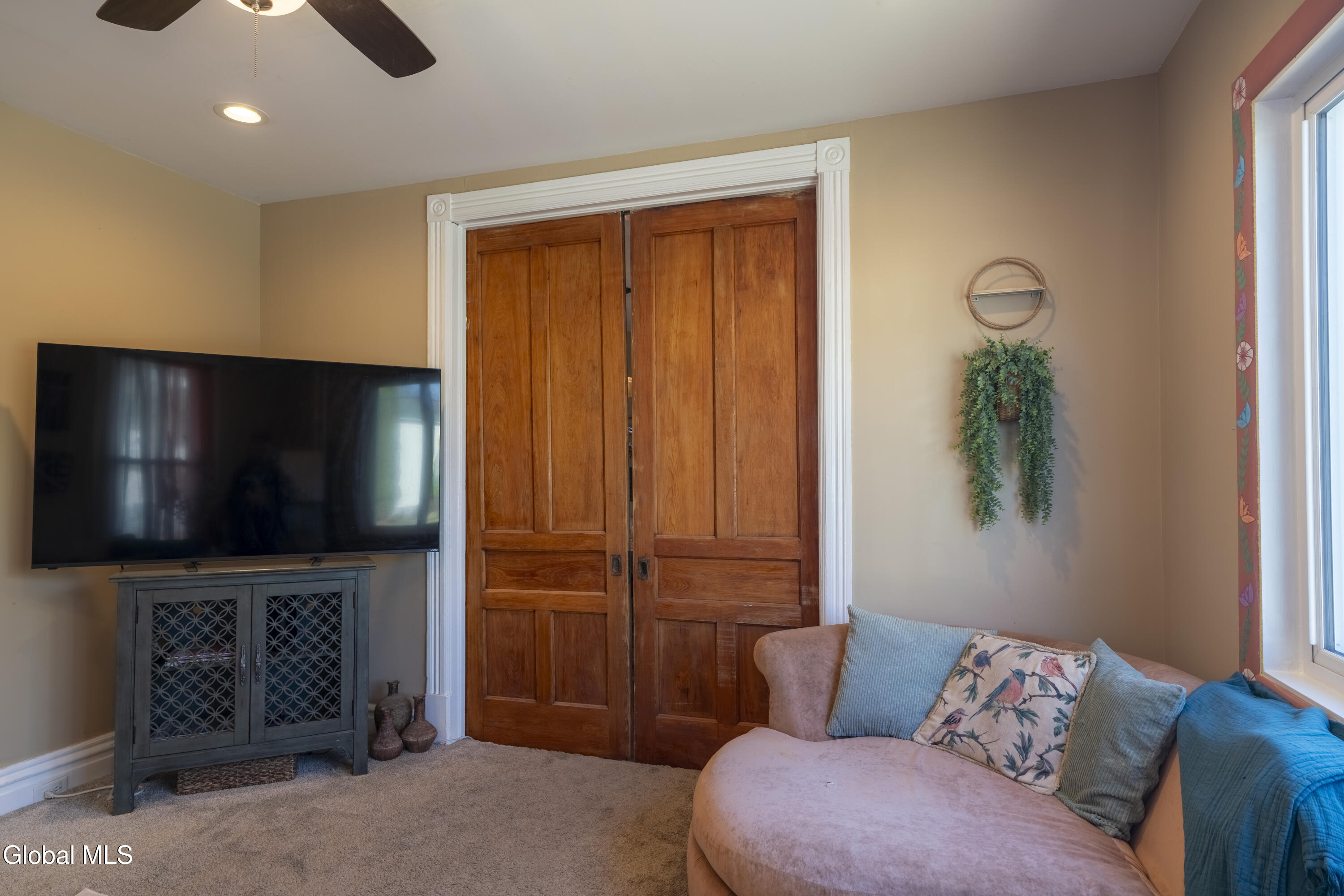 16 Fonda Avenue Troy NY 12180