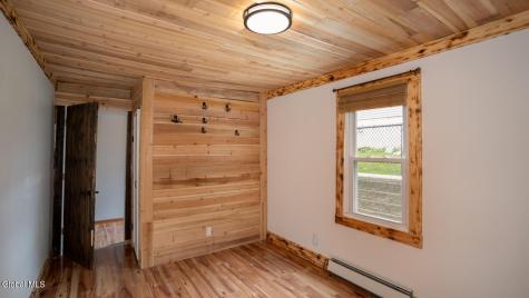3 Lakeshore Drive Wynantskill NY 12198