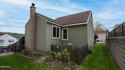 3 Lakeshore Drive Wynantskill NY 12198