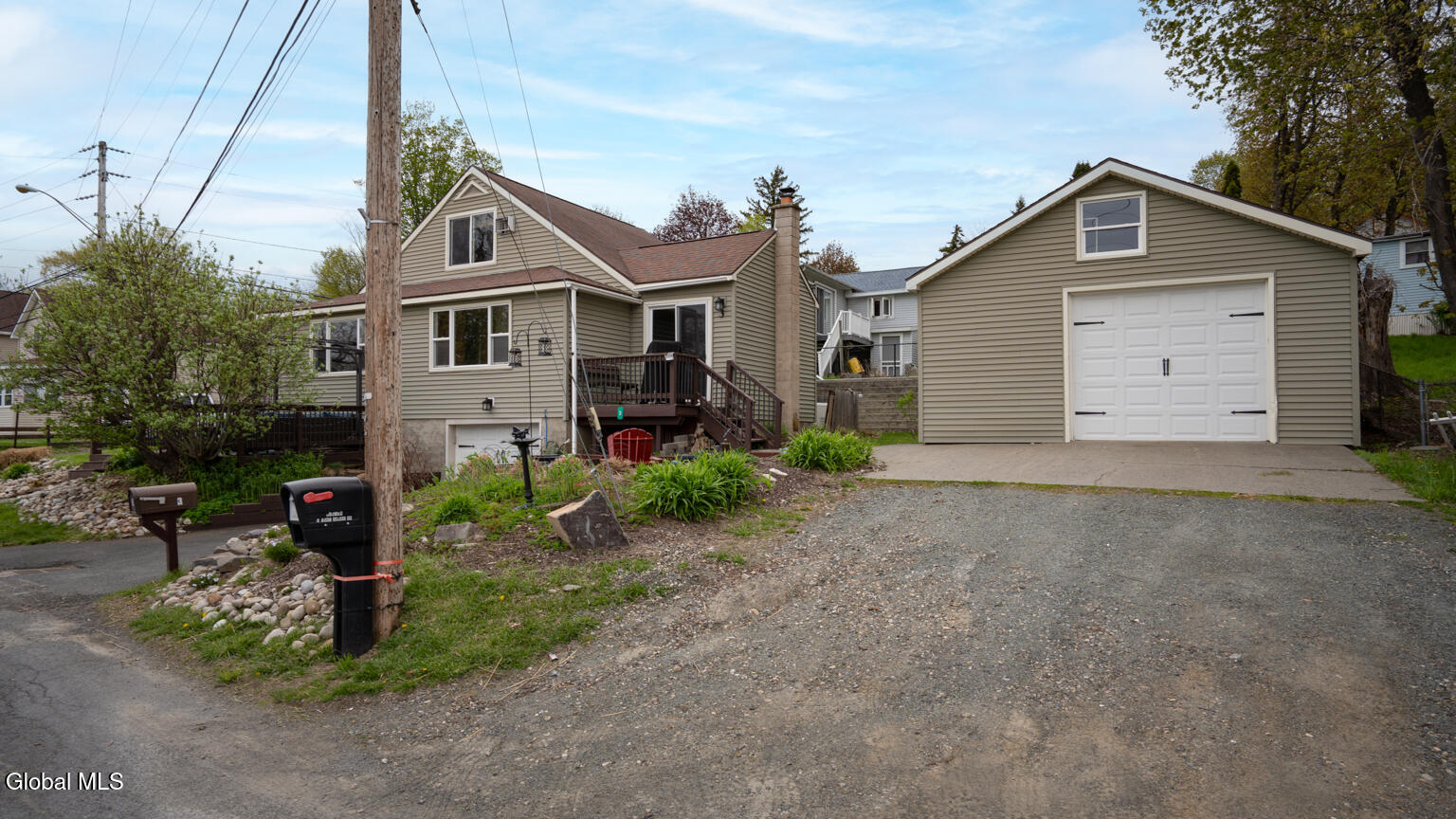 3 Lakeshore Drive Wynantskill NY 12198
