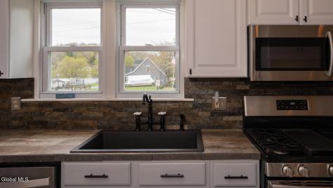 3 Lakeshore Drive Wynantskill NY 12198
